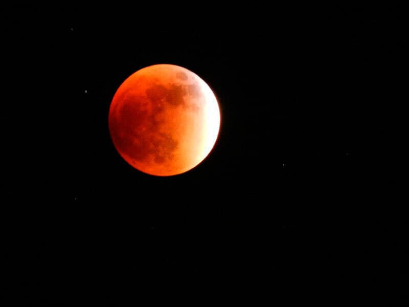 eclipse lunar en zaragoza
