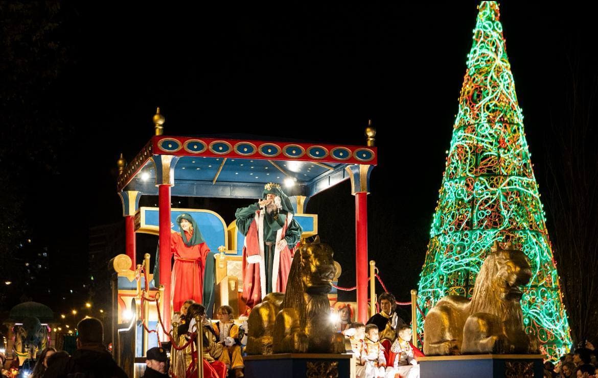 Cabalgata de Reyes en Zaragoza 2026