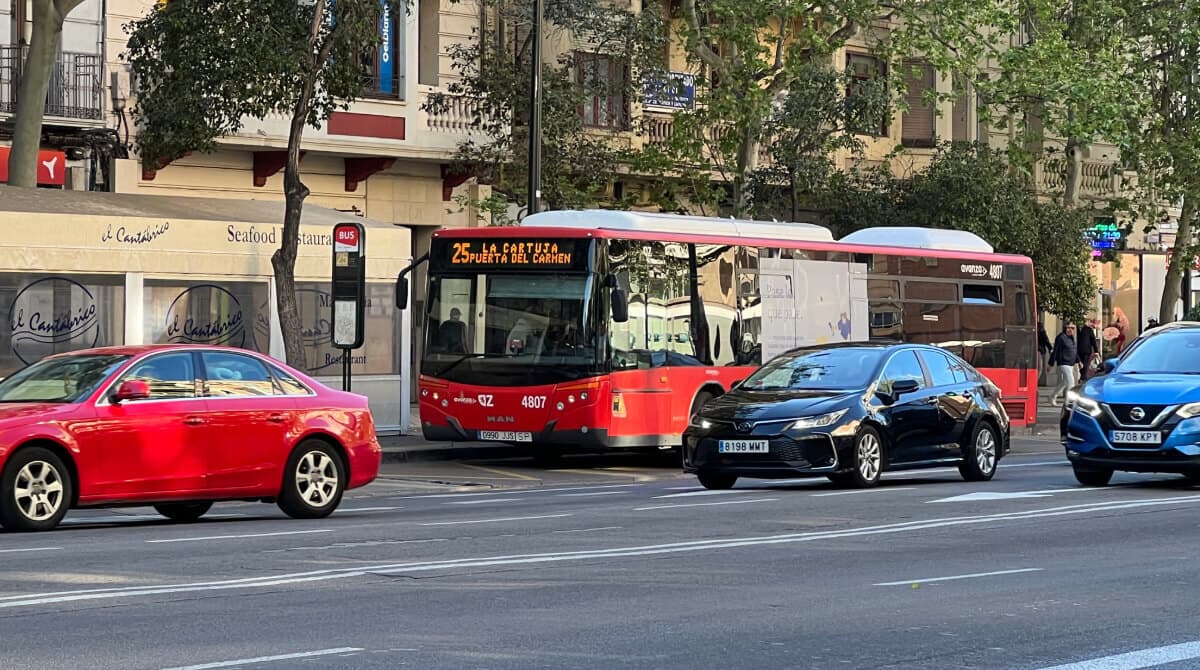Linea 25 avanza Zaragoza