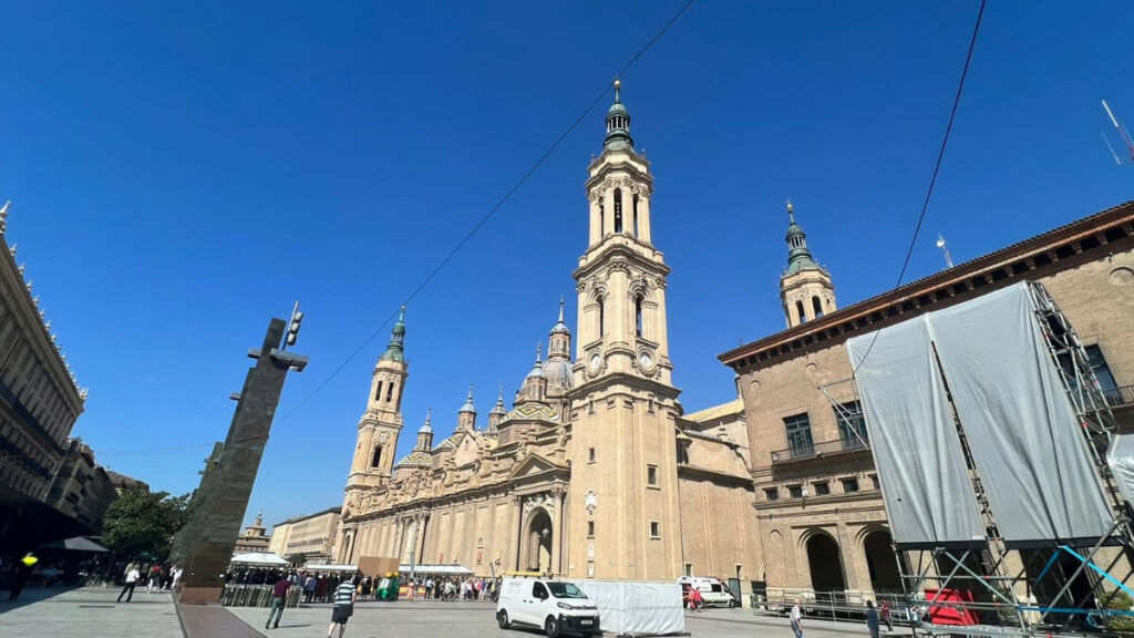 Abre Lo Más Desconocido De La Basílica Del Pilar: Dos Días Para Poder ...