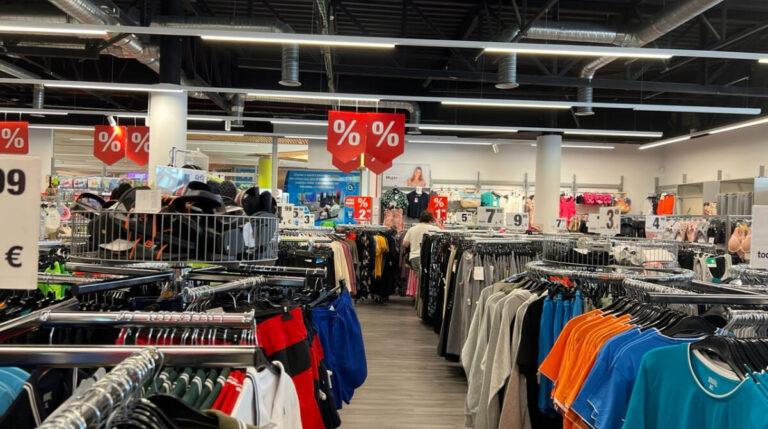 HalfPrice, la nueva cadena de bajo coste que abrirá su primera tienda de España en Zaragoza para competir con Primark